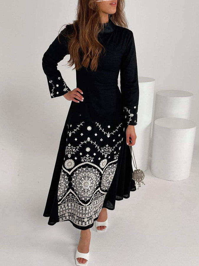 فستان مطرز عرقي أنيق