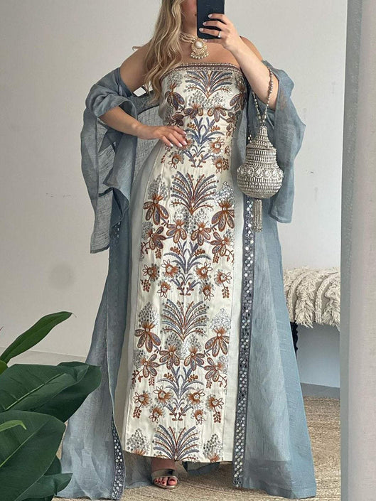 فستان بدون حمالات مطرز بالزهور وطقم خارجي مطرز بالترتر