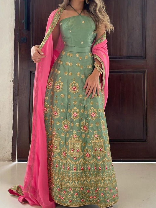 Cardigan Pink Lace + فستان مطرز مجموعة من قطعتين