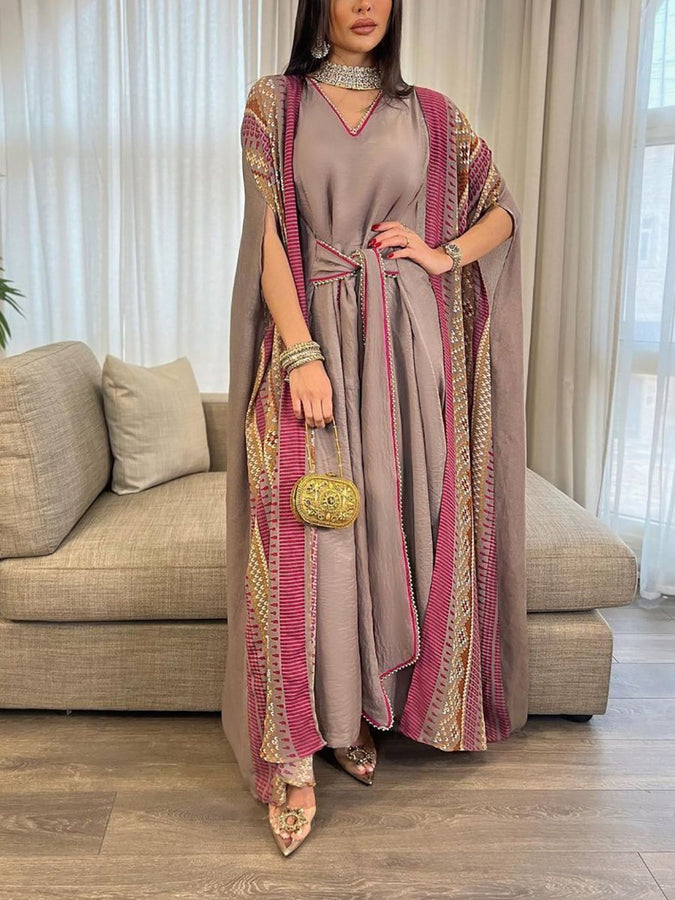 طقم فستان بطباعة مخططة ملونة وياقة على شكل V وملابس خارجية مكون من قطعتين