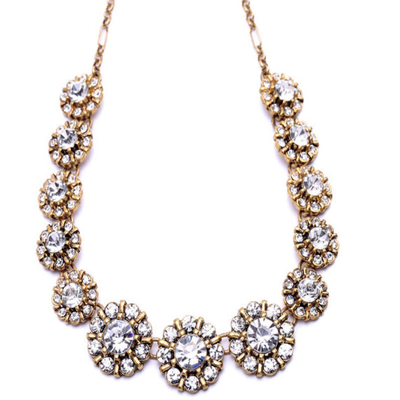Aiyaya Premium Flower Snowflace Necklace - White