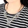 Fashion Trendy Vintage Retro Clear Crystal Cluster Bubble Necklace Petal Rhinestone Bib Choker Flower Collar Jewelry Drop Pendant Accessory