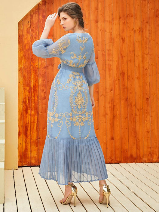 Bubble Sleeve Pleated Design Golden Print V Neck Gown